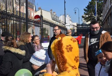 FLASHMOB DES ENFANTS DE L'ACCEUIL DE LOISIRS DES RENOUILLÈRES